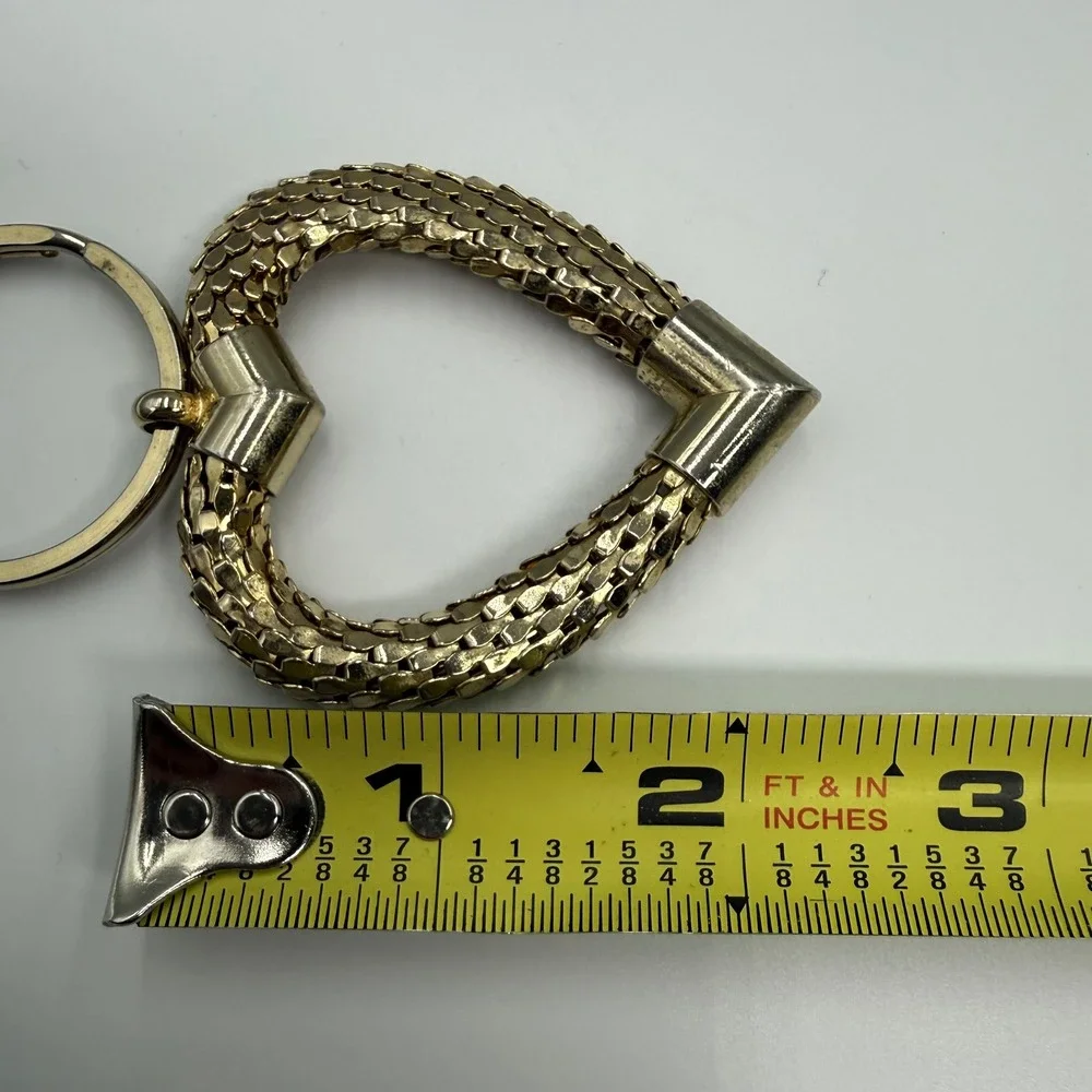 Vintage Gold Tone Heart Keychain Textured Mesh Scale Design Key Ring Charm